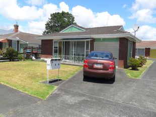 TIDY 2 BEDROOM UNIT - Sandringham