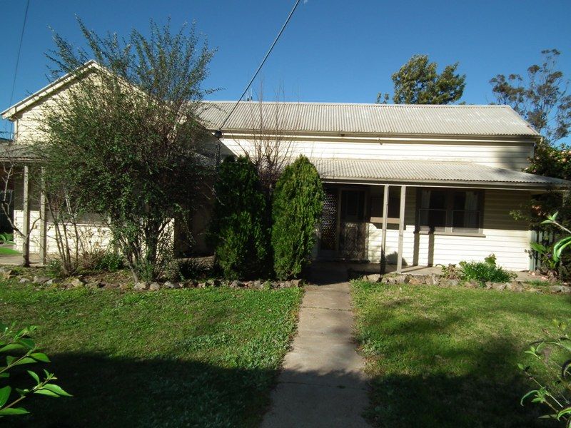 words are used to describe this property will fall well short of